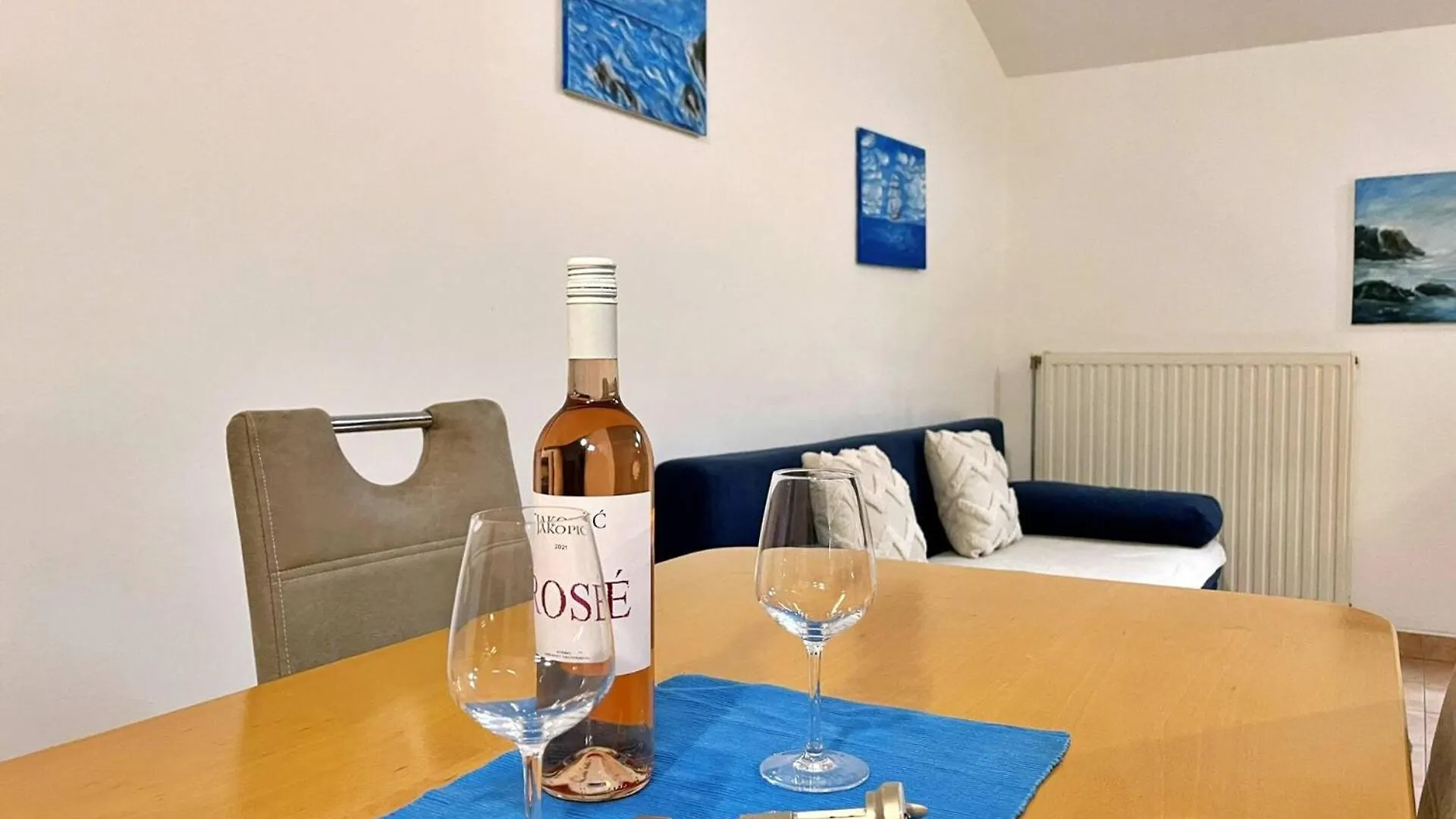 Apartments Neptun Silo  Guest house