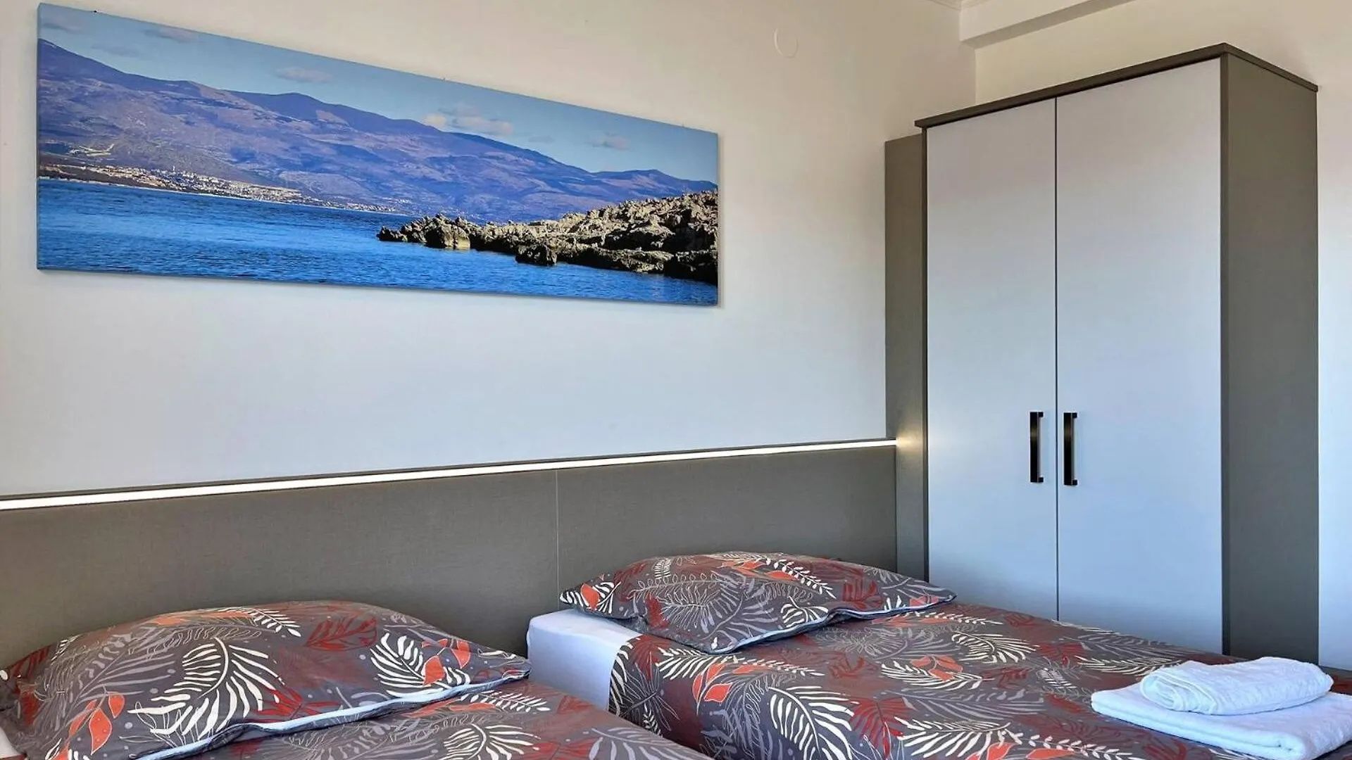 Guest house Apartments Neptun Silo