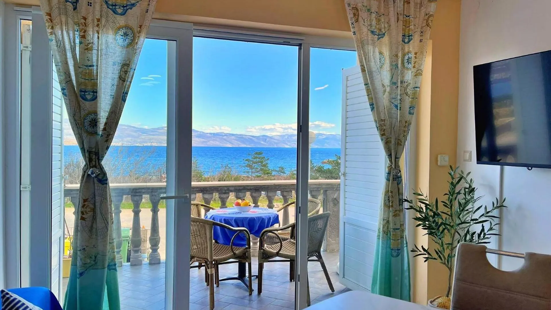 Apartments Neptun Silo  Guest house