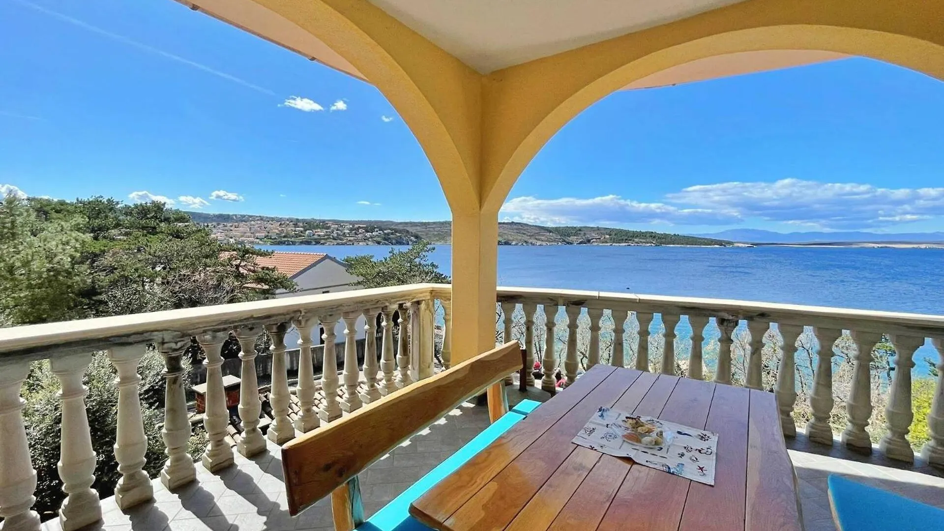 Apartments Neptun Silo  Guest house Silo (Krk)