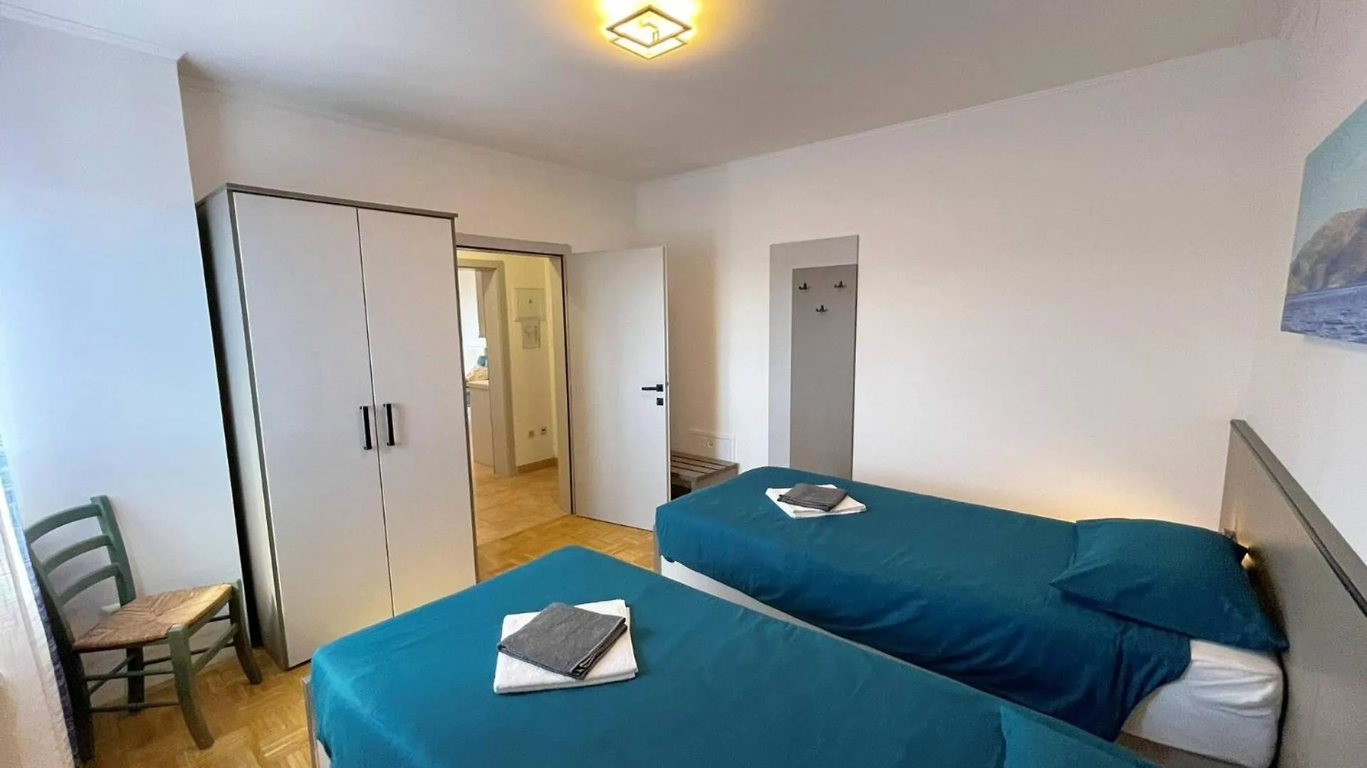 Apartments Neptun シロ