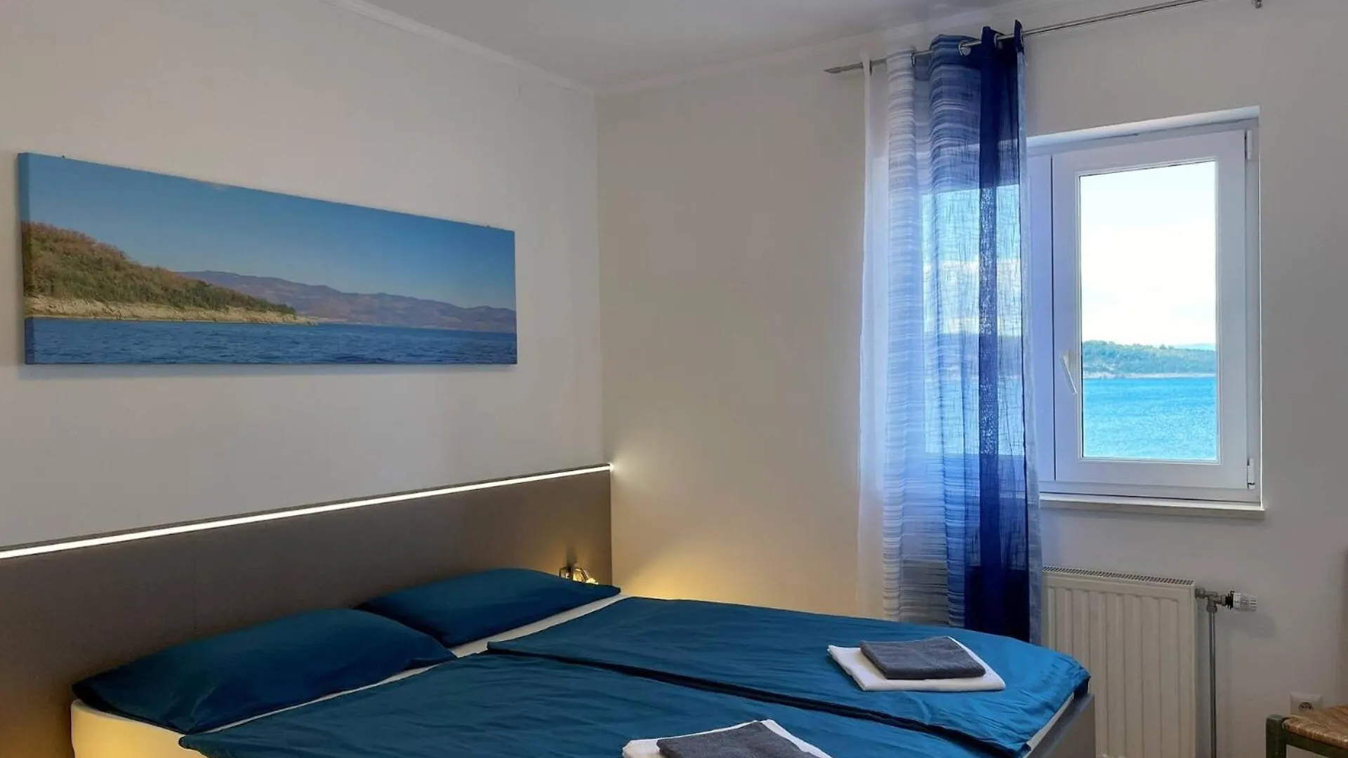 Apartments Neptun シロ